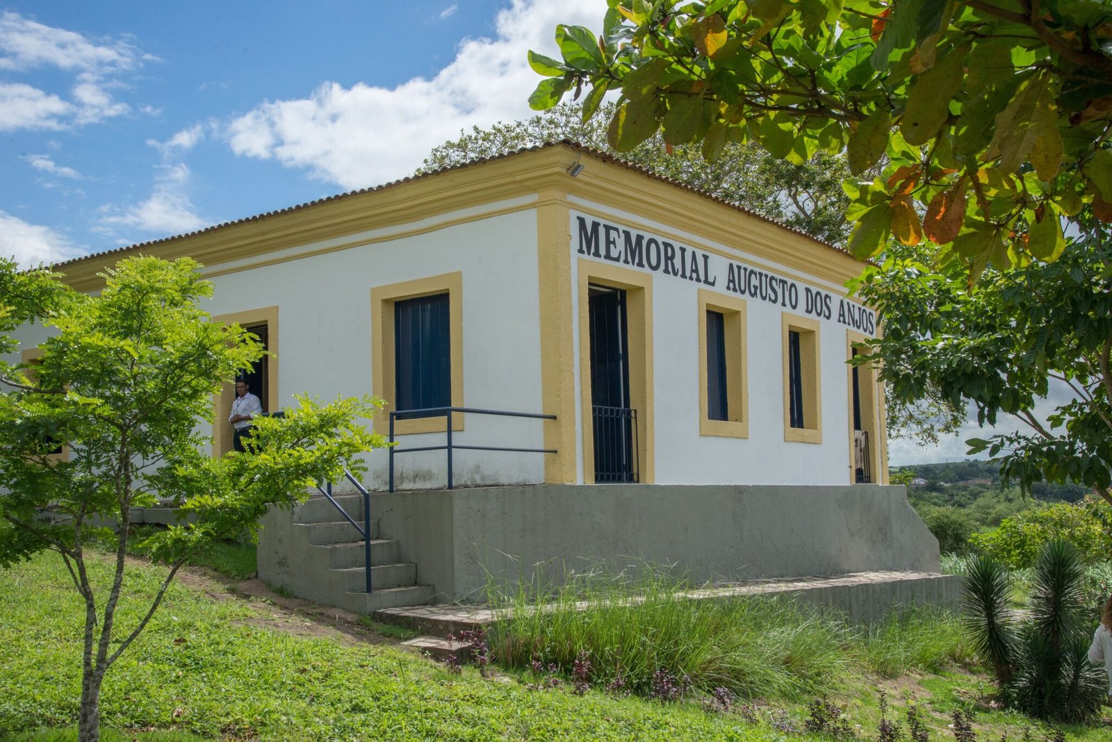 140 anos de Augusto dos Anjos: memorial preserva obra e legado do poeta ...