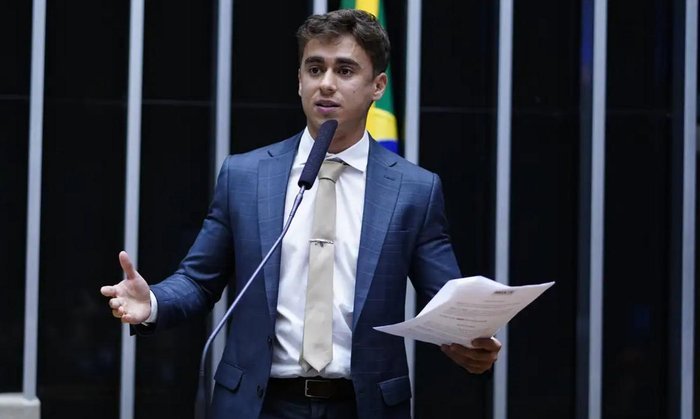 Deputados acionam MPT contra Nikolas por campanha de demissões ligadas a Kirk