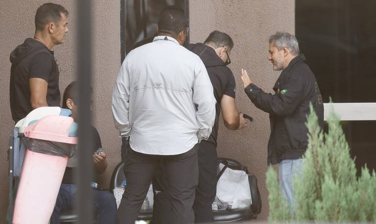 Ex-presidente Jair Bolsonaro é preso em casa por suspeita de fuga (22/11) 2 - Correio Paraibano - Ex-presidente Jair Bolsonaro é preso em casa por suspeita de fuga (22/11)