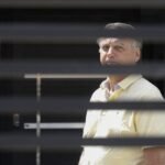 Ex-presidente Jair Bolsonaro é preso em casa por suspeita de fuga (22/11)