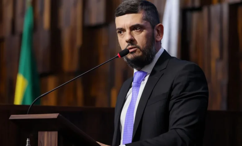 Rodrigo Bacellar: CCJ da Alerj aprova revogação da prisão por 4 a 2