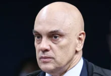 Ministro do STF Alexandre de Moraes teria telefonado seis vezes para Gabriel Gal&iacute;polo sobre opera&ccedil;&atilde;o envolvendo Banco Master e BRB.