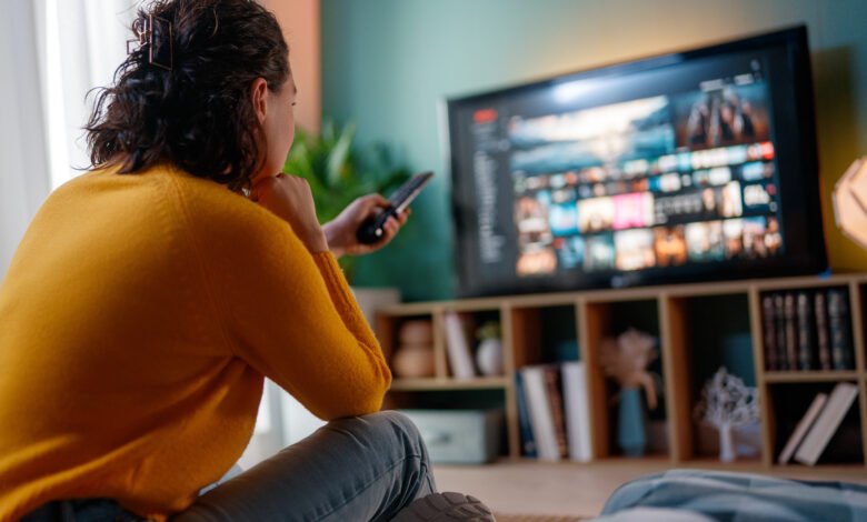 Netflix emburrecimento dos roteiros na era da dopamina e da rolagem infinita